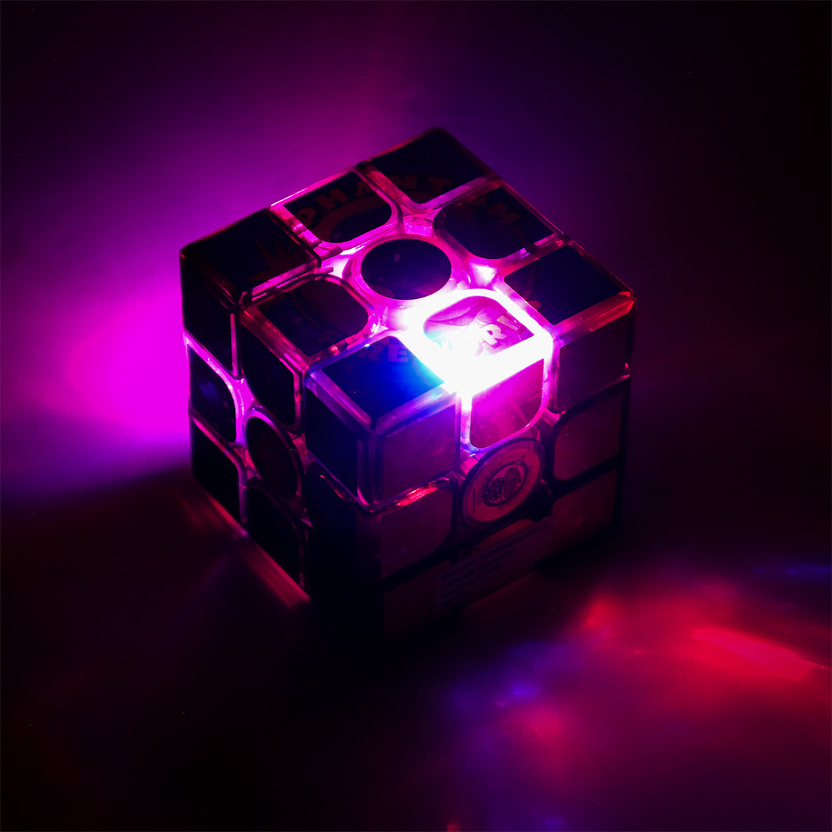 PHANTOM GLOW CUBE